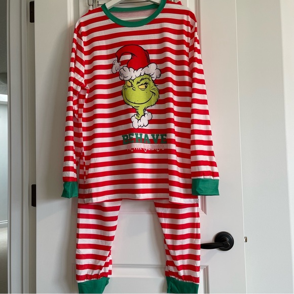 New Christmas Pajamas Set-2023 Stripe Matching Family Pajamas For DAD/Medium - Picture 6 of 9